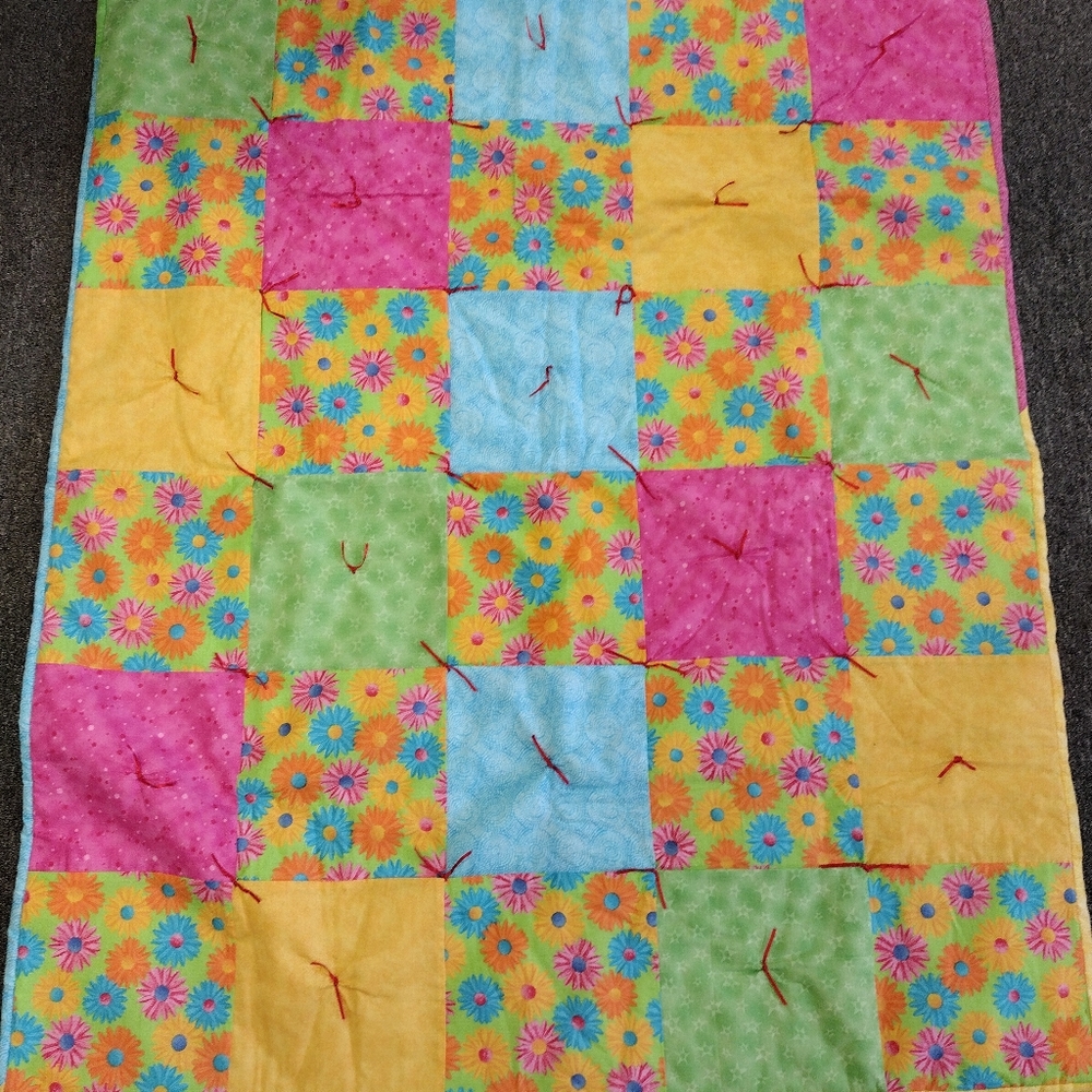 Daisy Quilt - Picture 2 of 4